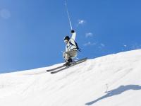 FB体育-开拓者冲垮鹈鹕，切特在年度焦点之战接管比赛