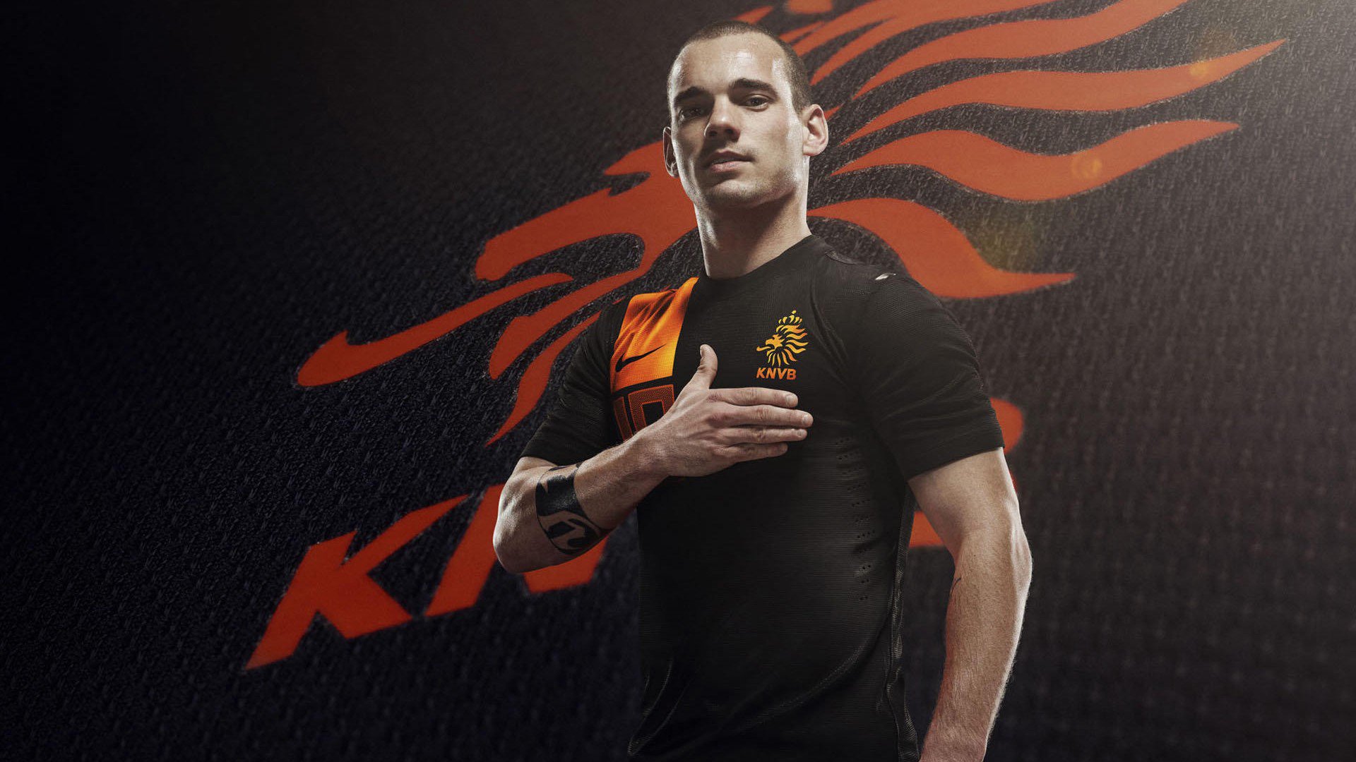 F1新赛季揭幕战之夜，伊布关键进球定乾坤，速度与激情的双重盛宴